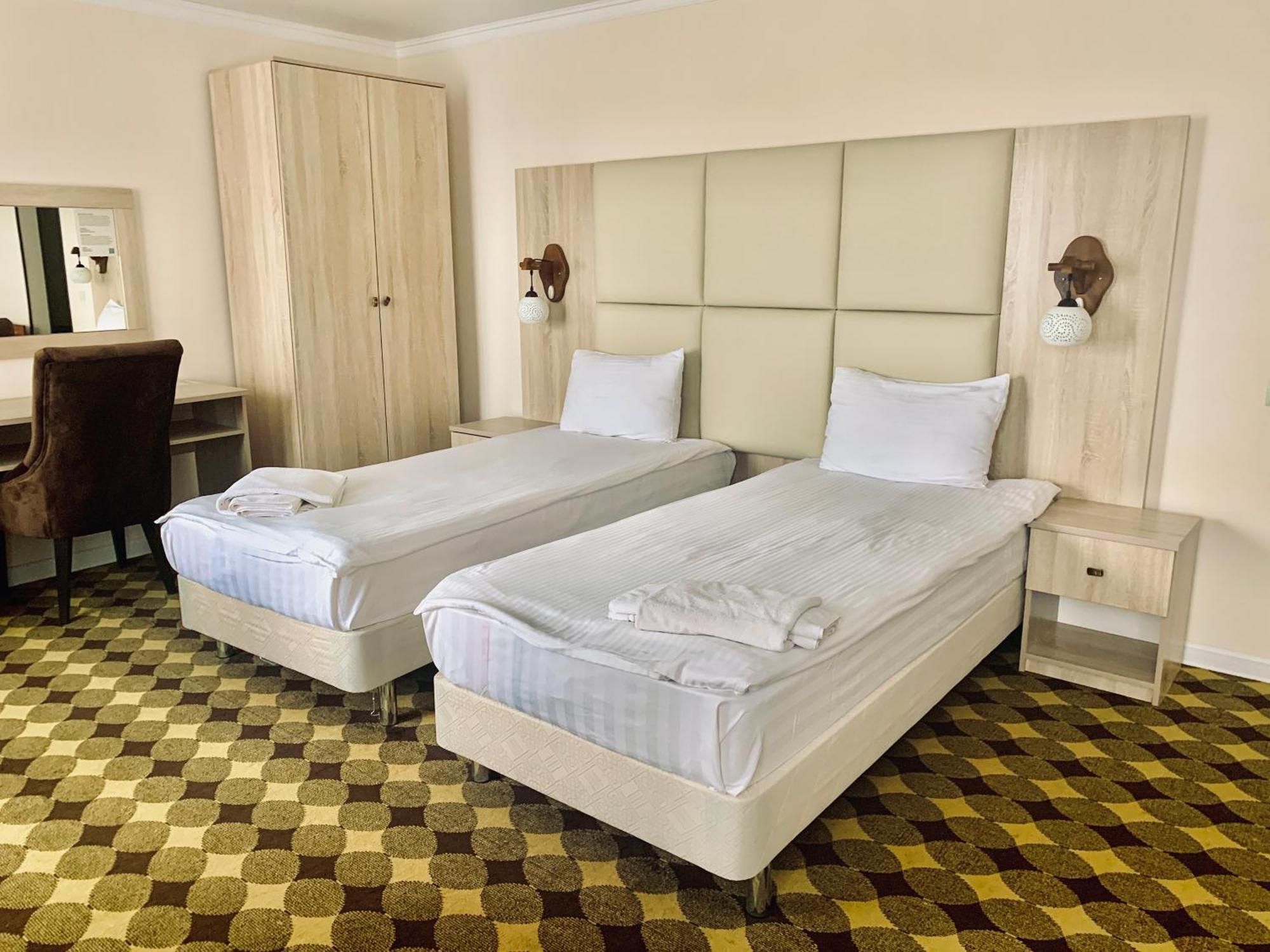 Hotel Dostyq Kokčetau Exteriér fotografie